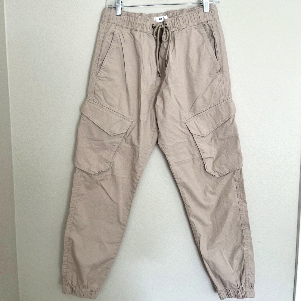 BP Men's Cargo Jogger, size S.